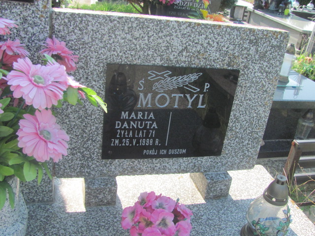 Maria Danuta Motyl Nowy Korczyn - Grobonet - Wyszukiwarka osób pochowanych