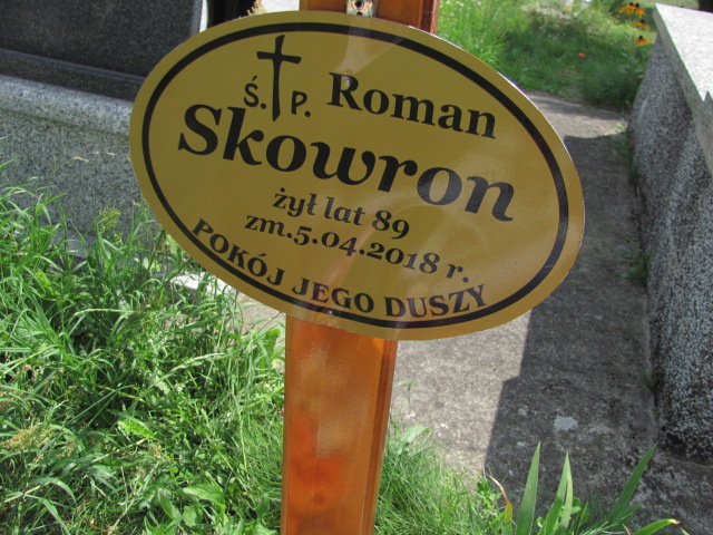 Roman Skowron Nowy Korczyn - Grobonet - Wyszukiwarka osób pochowanych